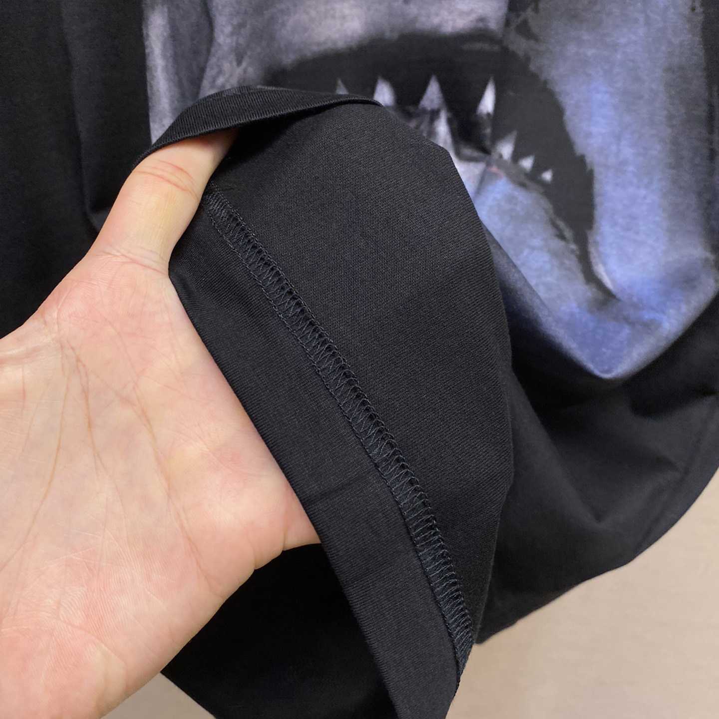 Givenchy Black Shark T-Shirt - DesignerGu