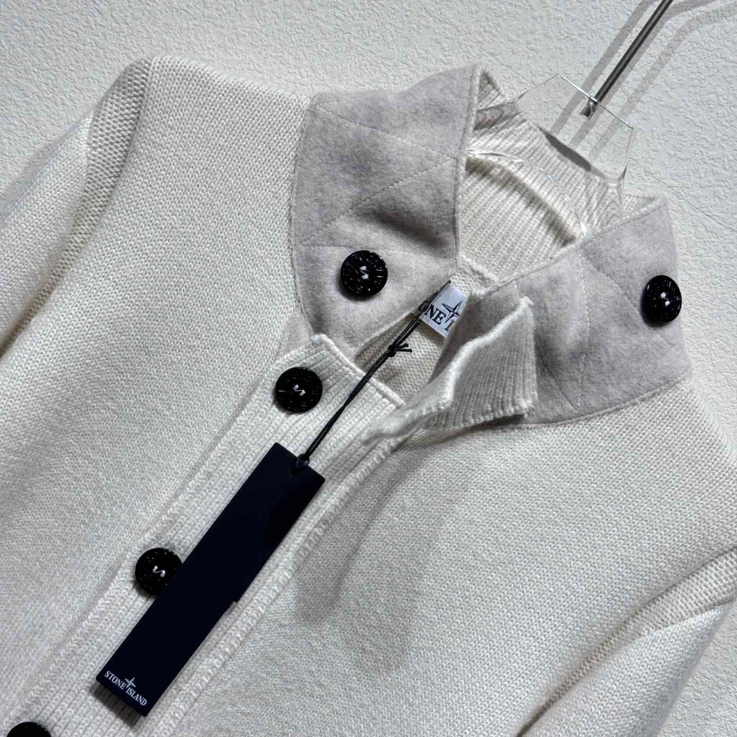 Stone Island Cardigan - DesignerGu