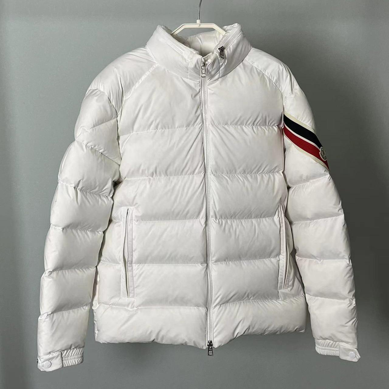 Moncler Solayan Short Down Jacket - DesignerGu