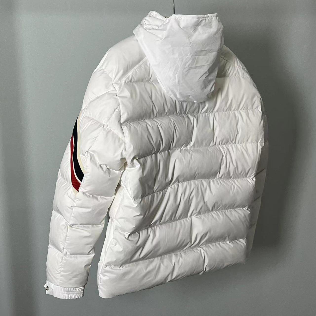 Moncler Solayan Short Down Jacket - DesignerGu