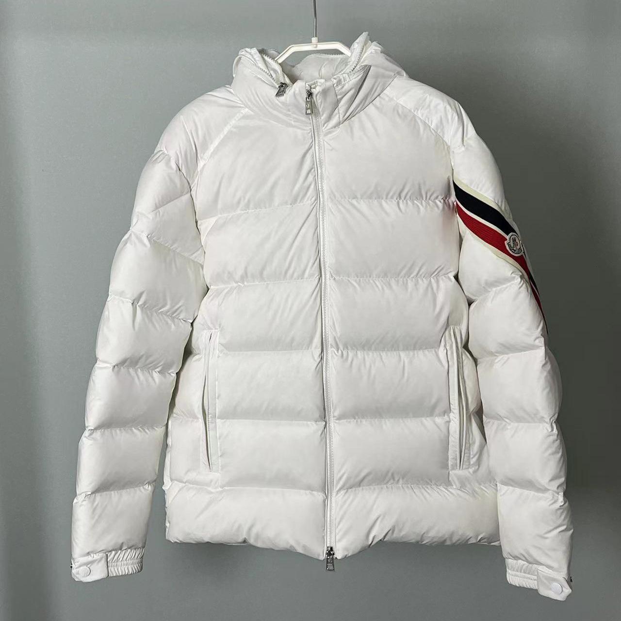 Moncler Solayan Short Down Jacket - DesignerGu