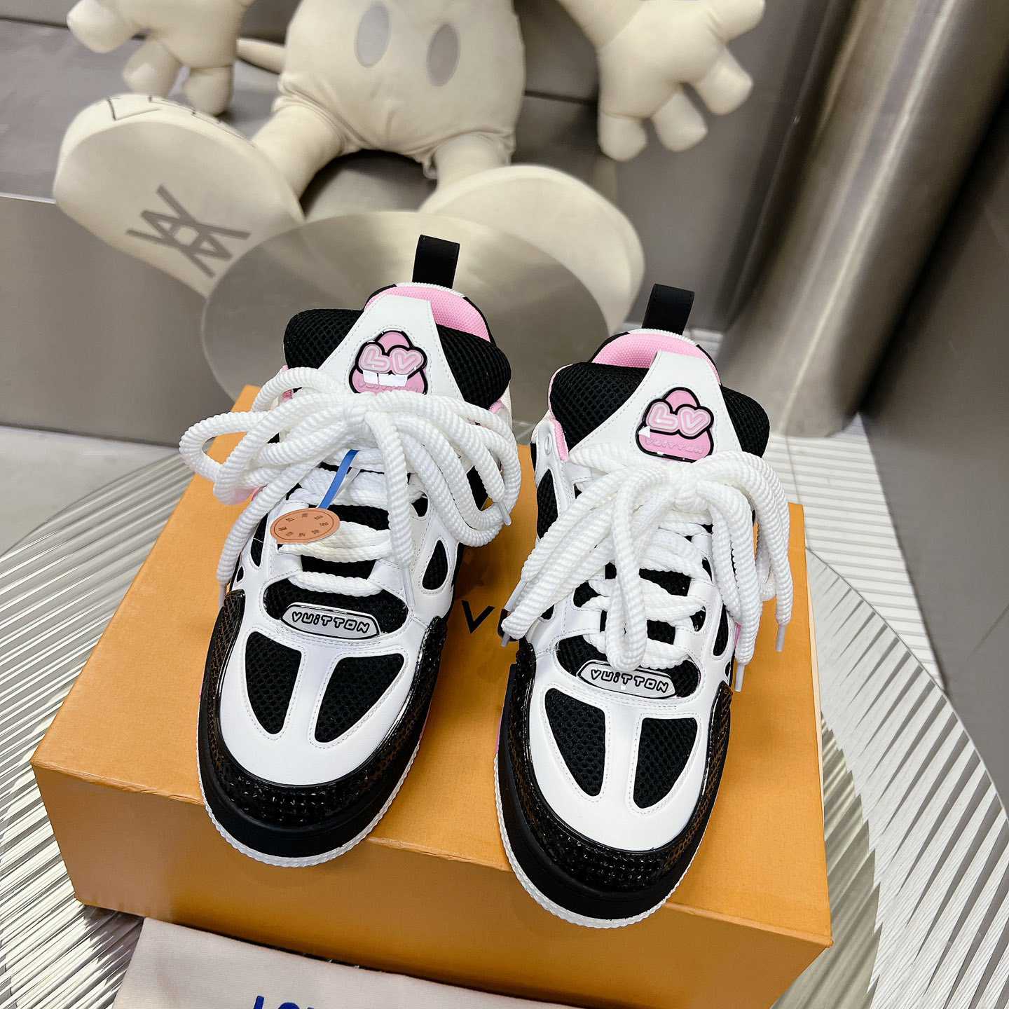 Louis Vuitton LV Skate Sneaker      - DesignerGu