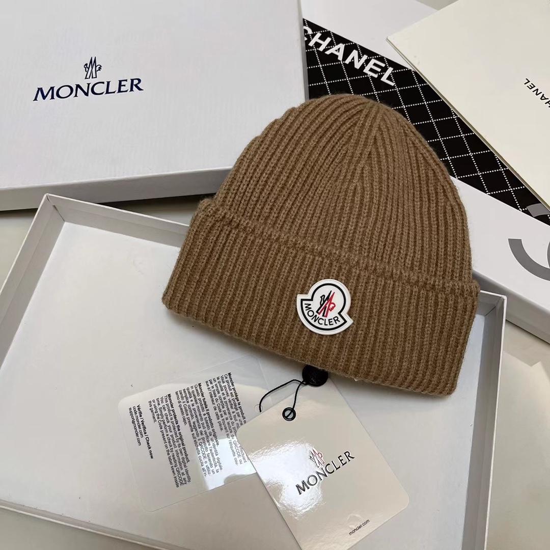 Moncler Beanie  - DesignerGu