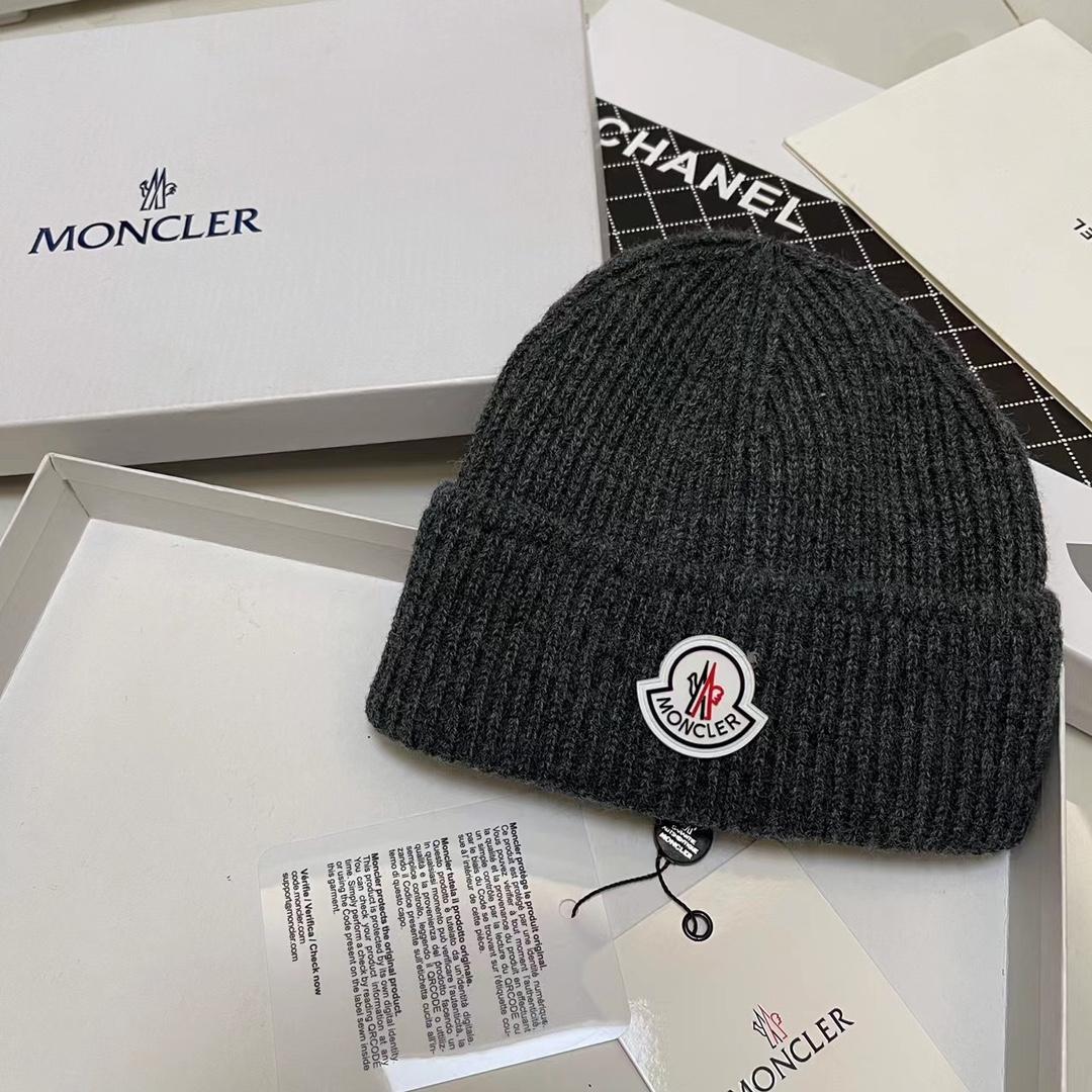 Moncler Beanie  - DesignerGu