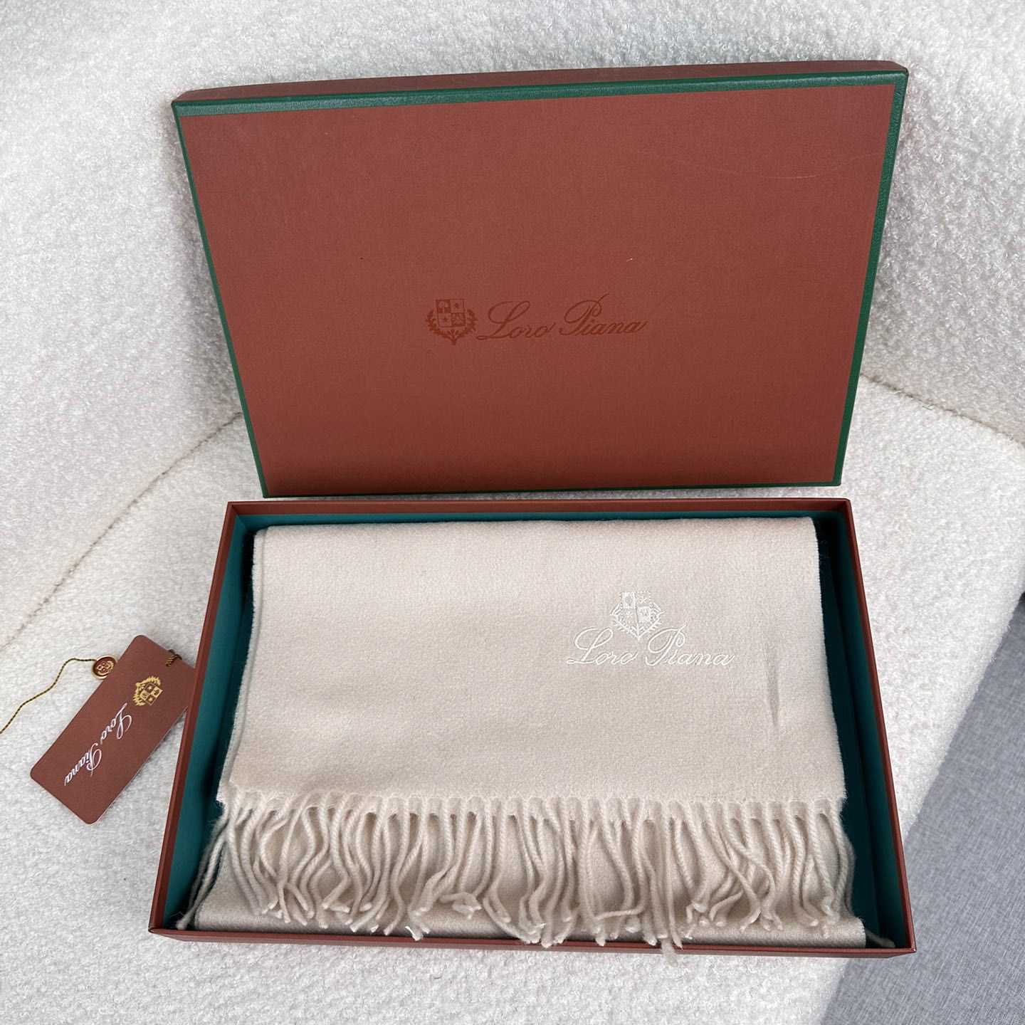 Loro Piana Grande Unita Scarf - DesignerGu