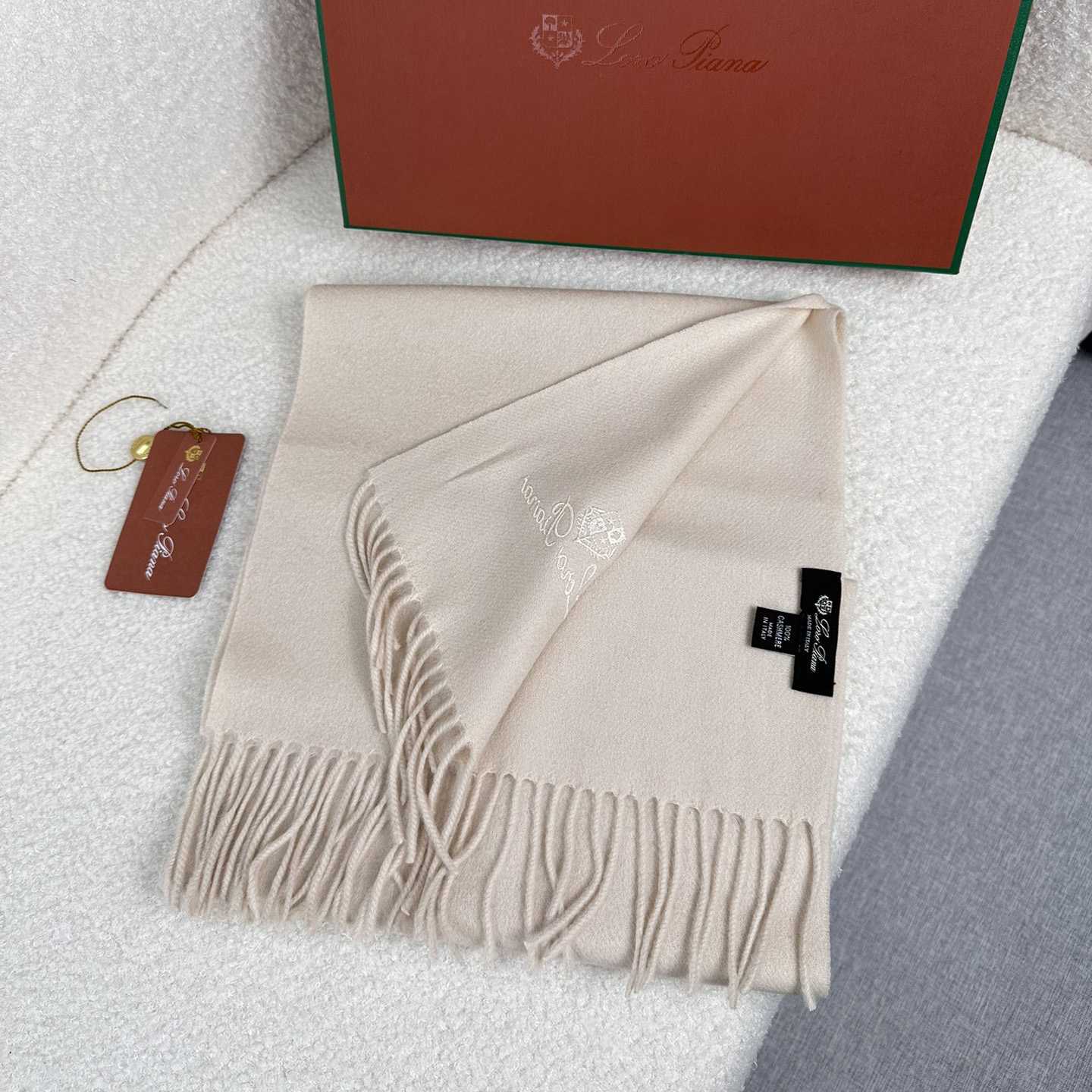 Loro Piana Grande Unita Scarf - DesignerGu