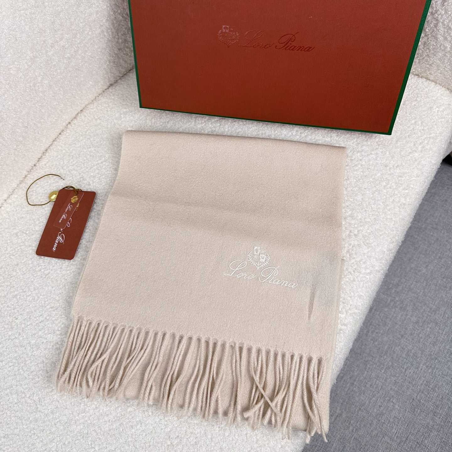 Loro Piana Grande Unita Scarf - DesignerGu