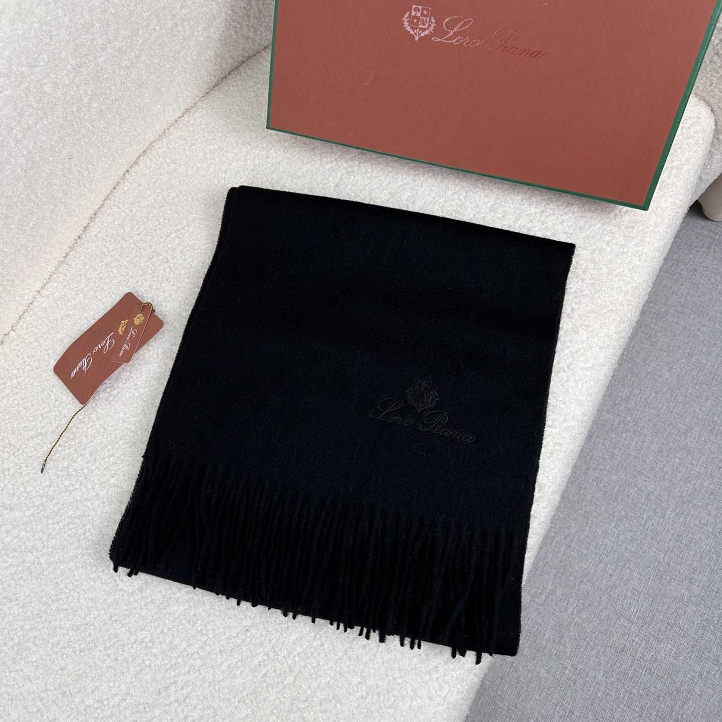 Loro Piana Grande Unita Scarf - DesignerGu