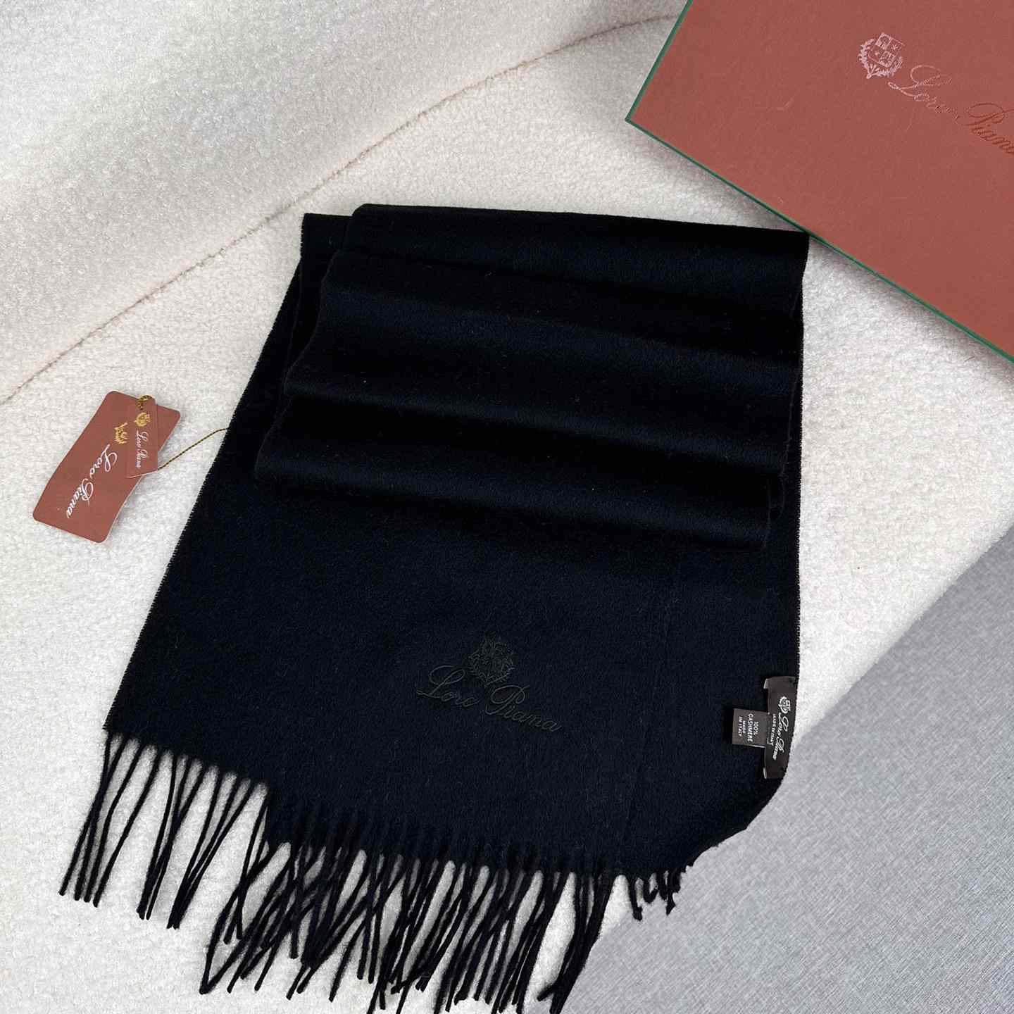 Loro Piana Grande Unita Scarf - DesignerGu