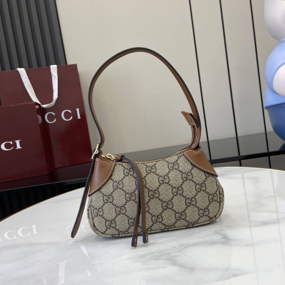 Gucci GG Emblem Super Mini Shoulder Bag - DesignerGu