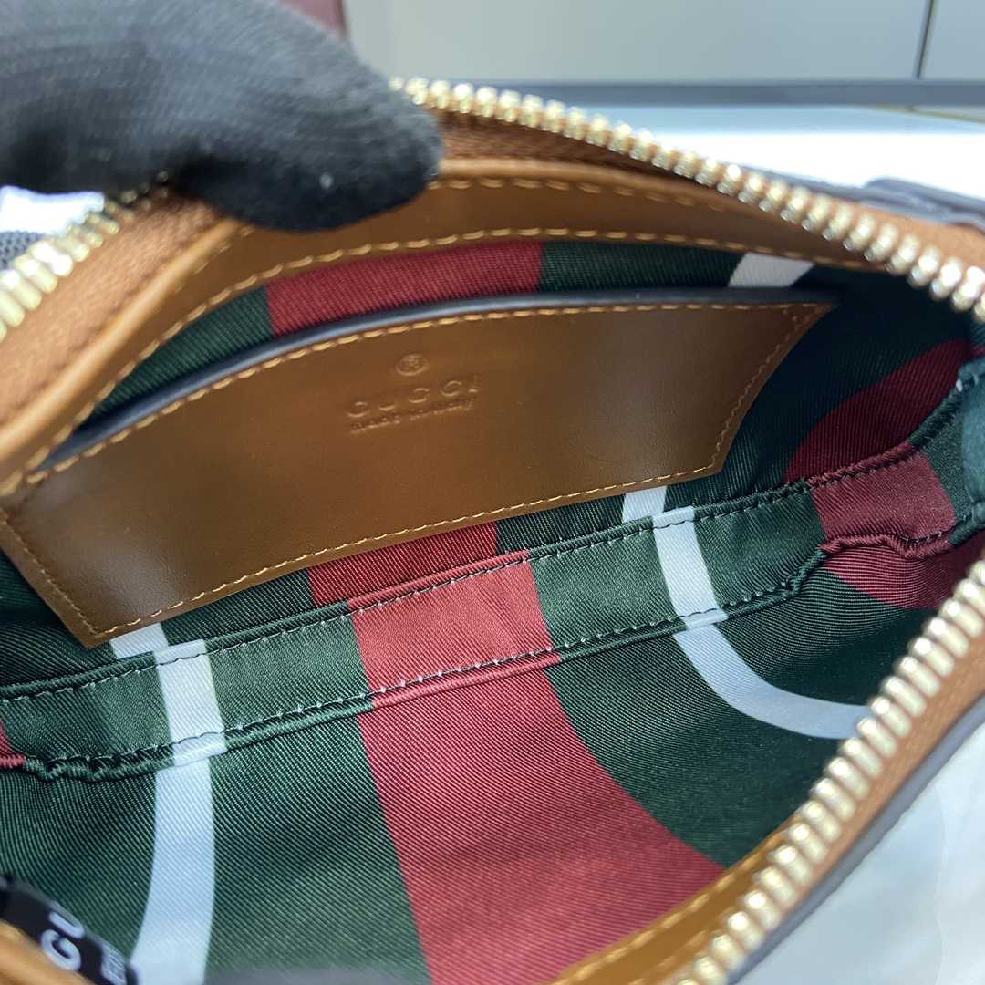 Gucci GG Emblem Super Mini Shoulder Bag - DesignerGu