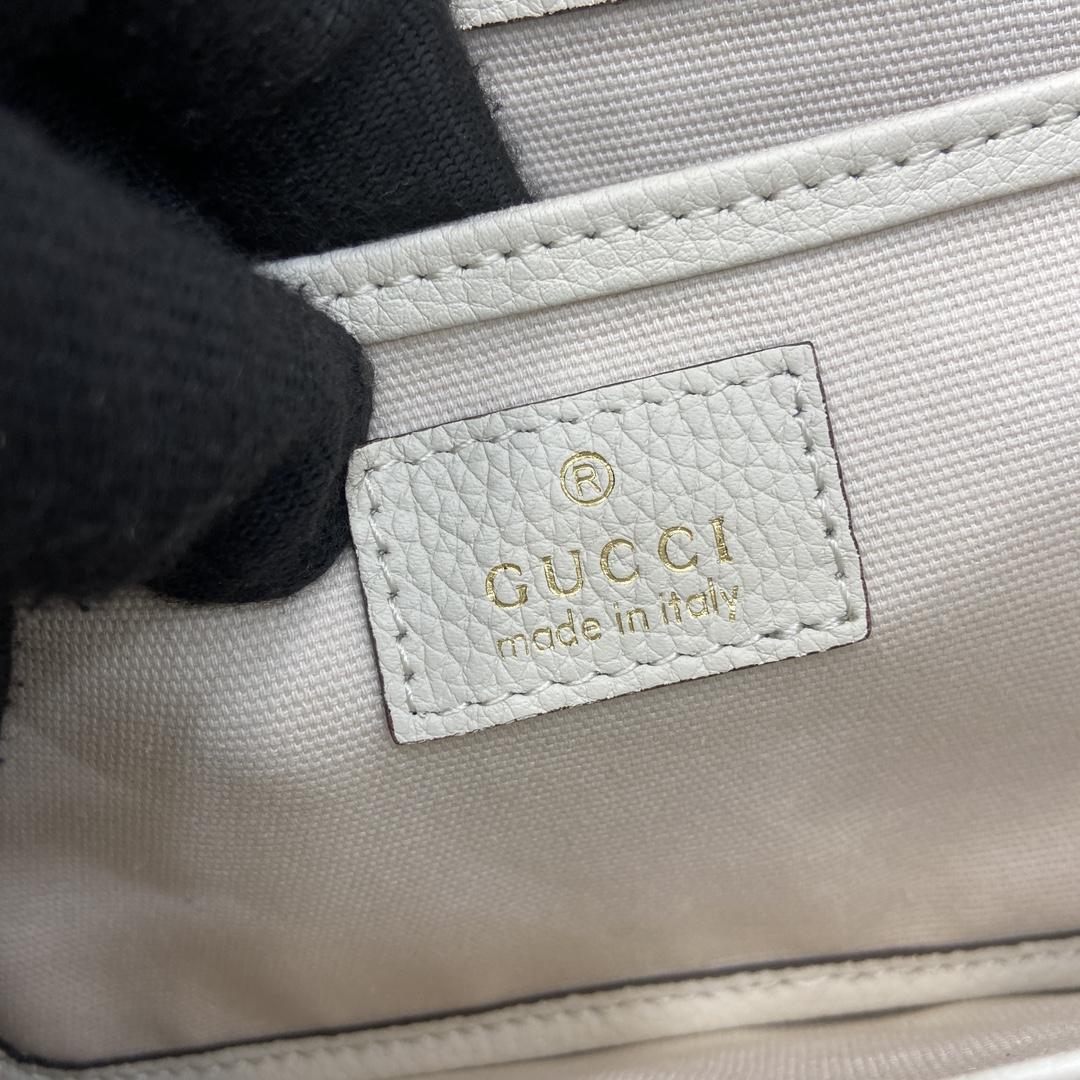 Gucci Small Tote Bag With Hook Closure - DesignerGu