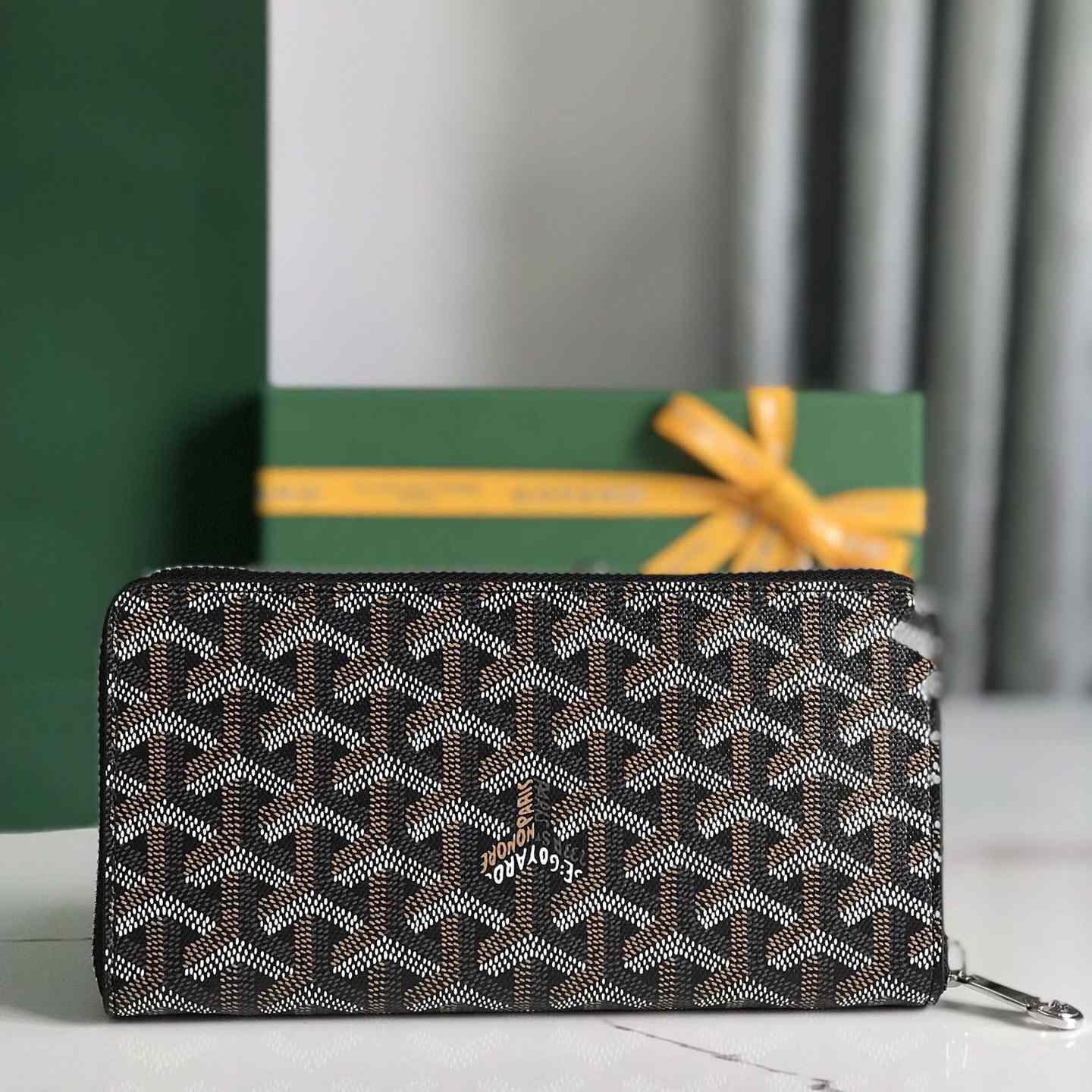 Goyard Matignon GM Wallet - DesignerGu