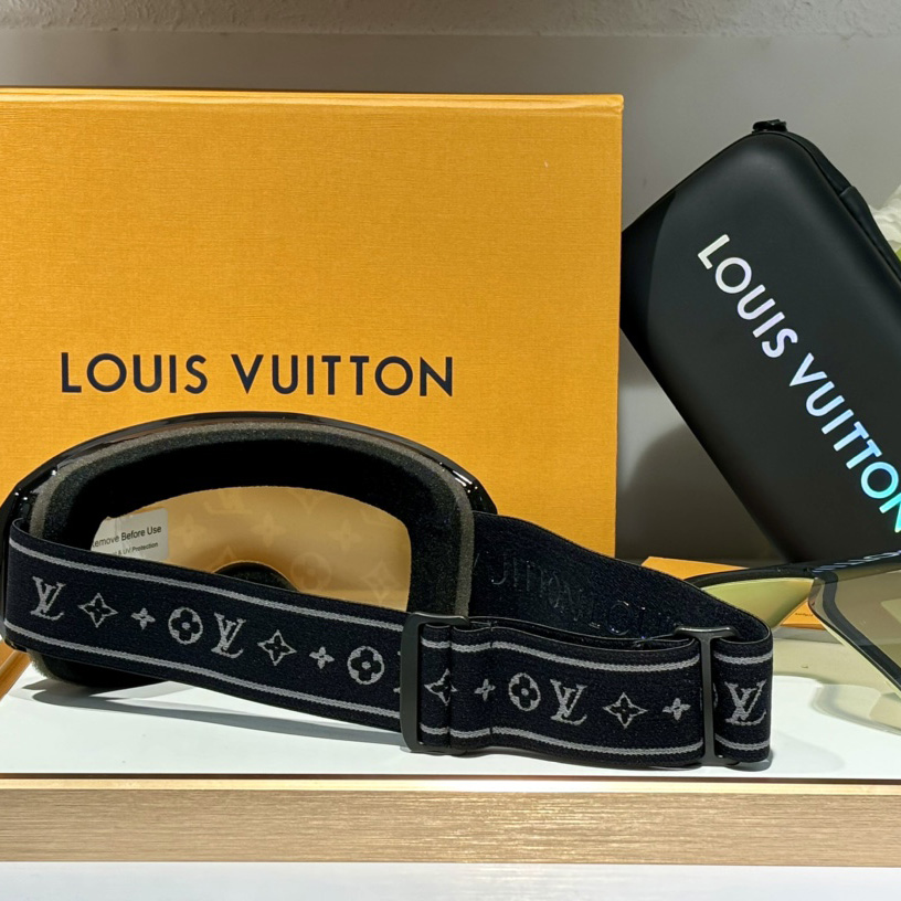 Louis Vuitton LV Snow Mask     - DesignerGu