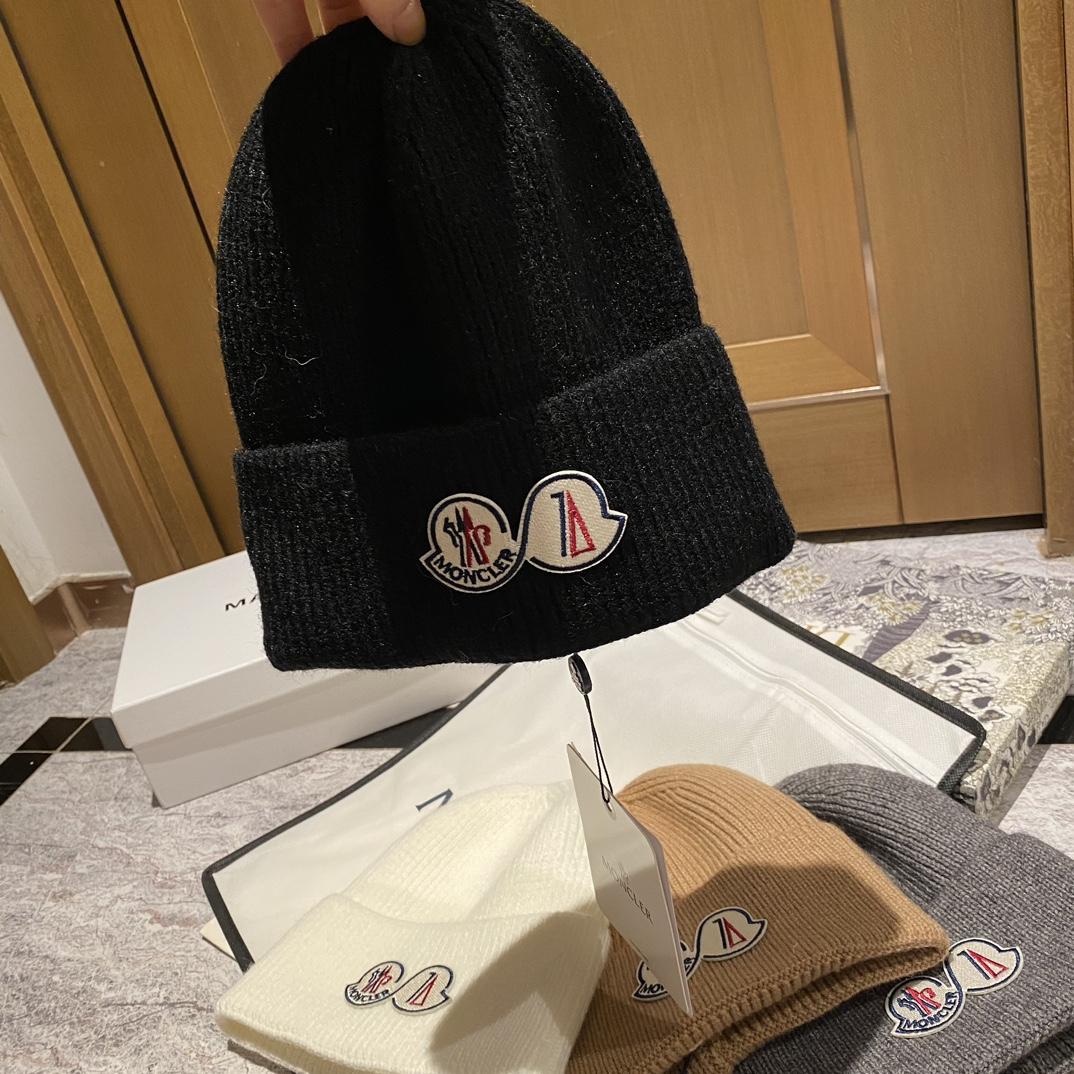 Moncler Beanie  - DesignerGu