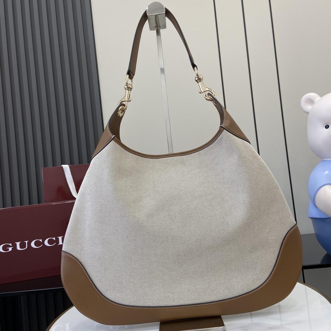 Gucci B Medium Shoulder Bag - DesignerGu