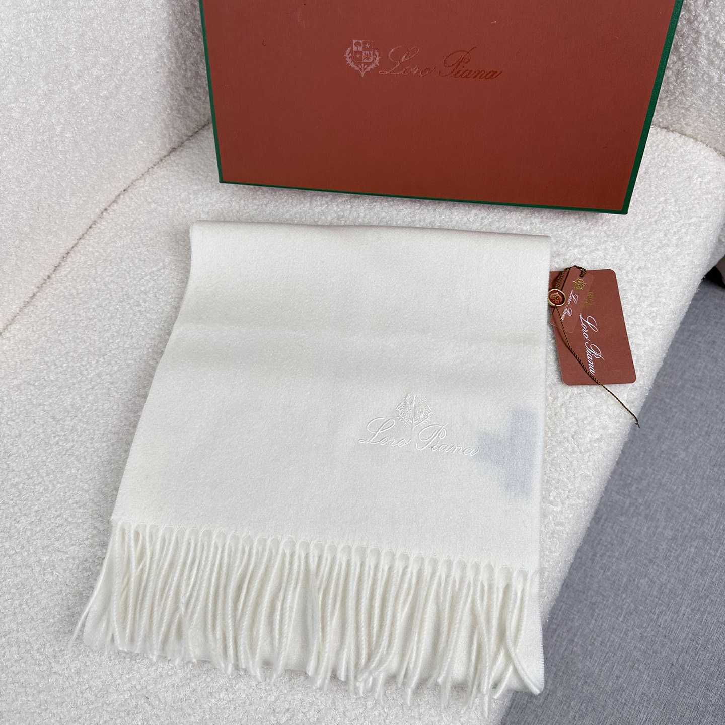 Loro Piana Grande Unita Scarf - DesignerGu