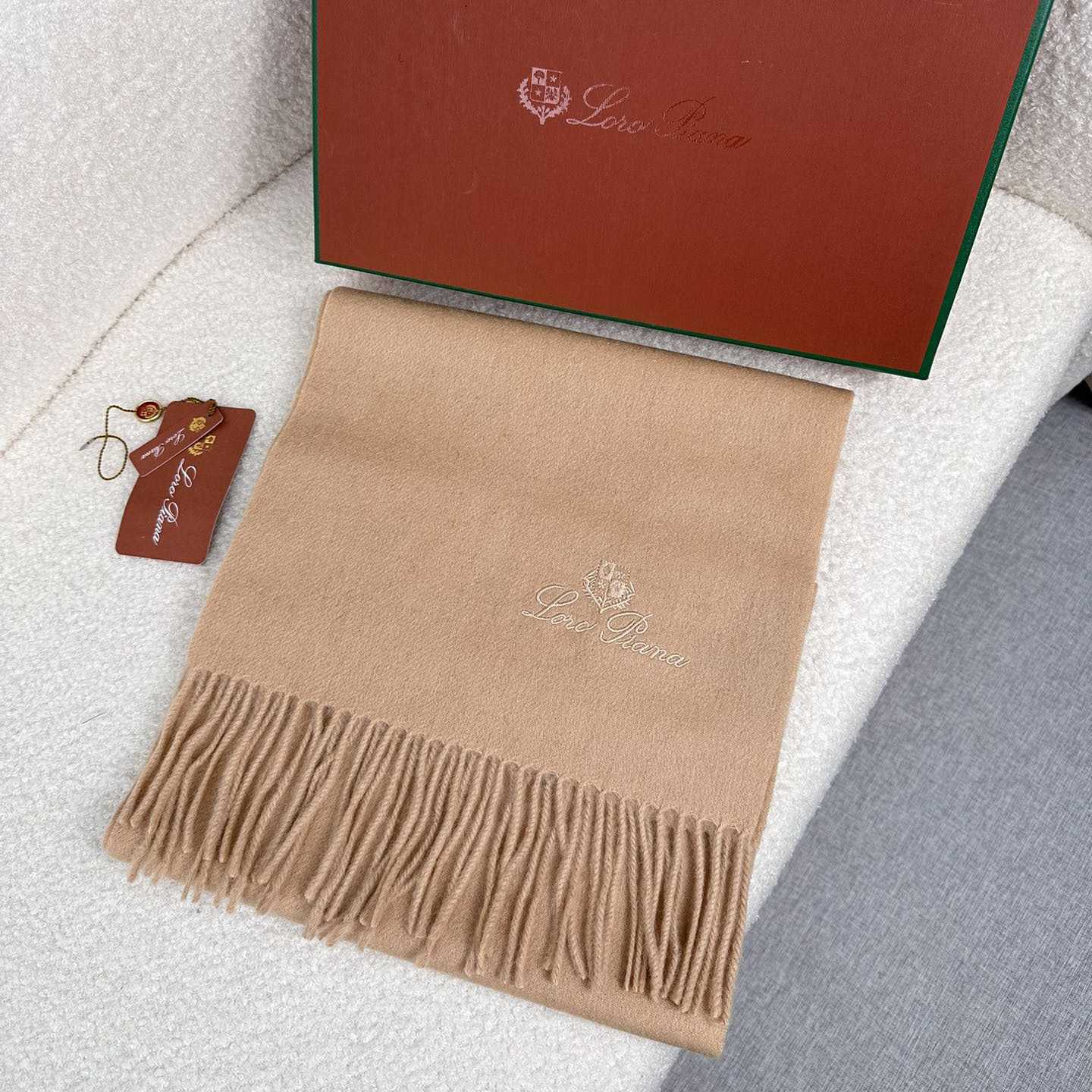 Loro Piana Grande Unita Scarf - DesignerGu