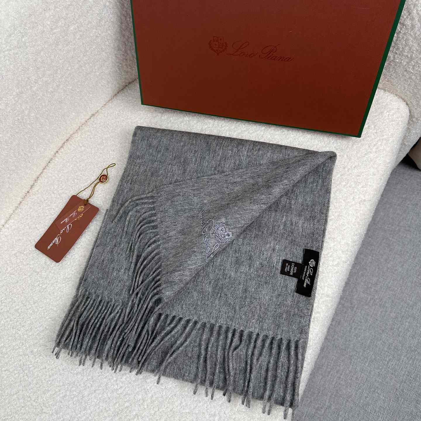 Loro Piana Grande Unita Scarf - DesignerGu