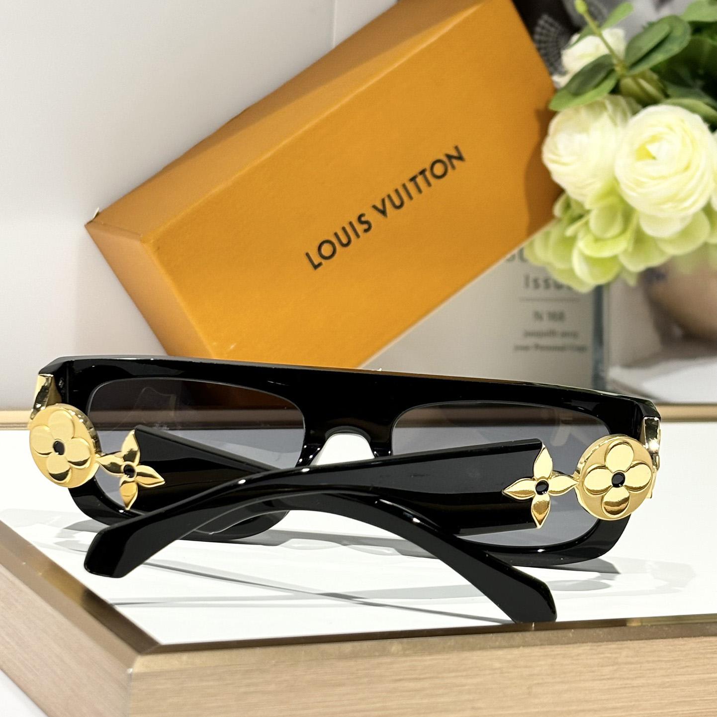 Louis Vuitton Monogram Tribute Sunglasses    Z2196W - DesignerGu