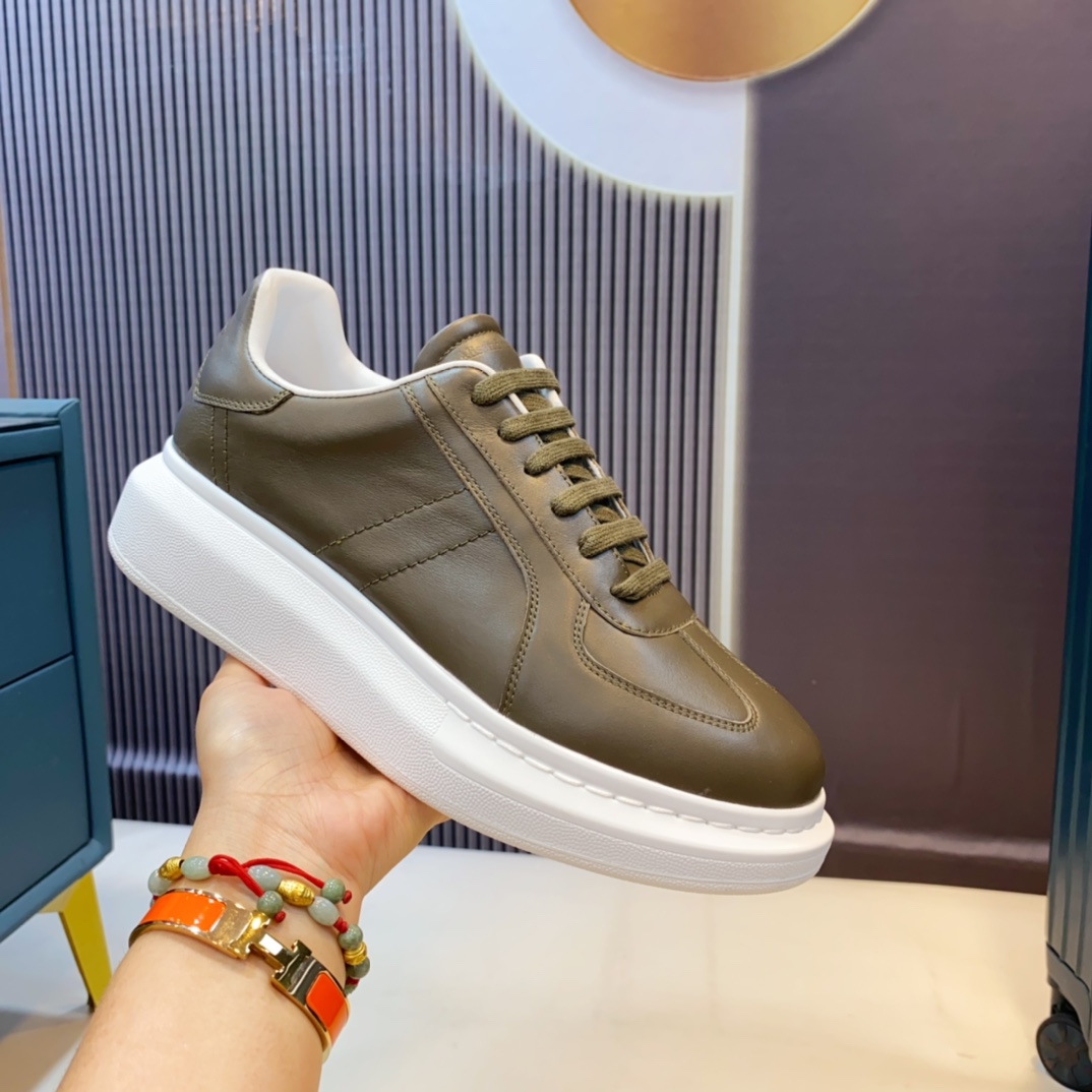 Alexander Mqueen Oversized Sneakers - DesignerGu