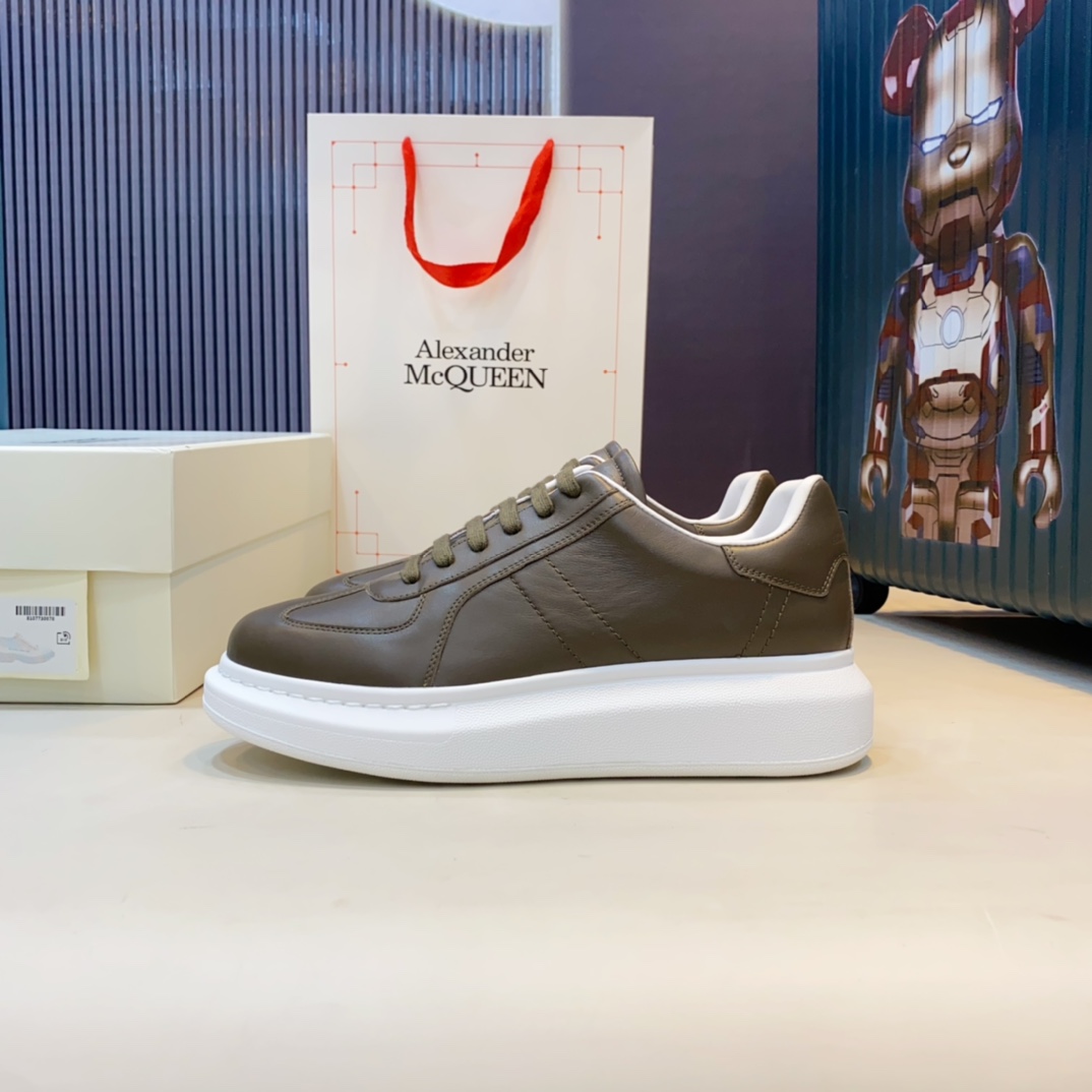 Alexander Mqueen Oversized Sneakers - DesignerGu