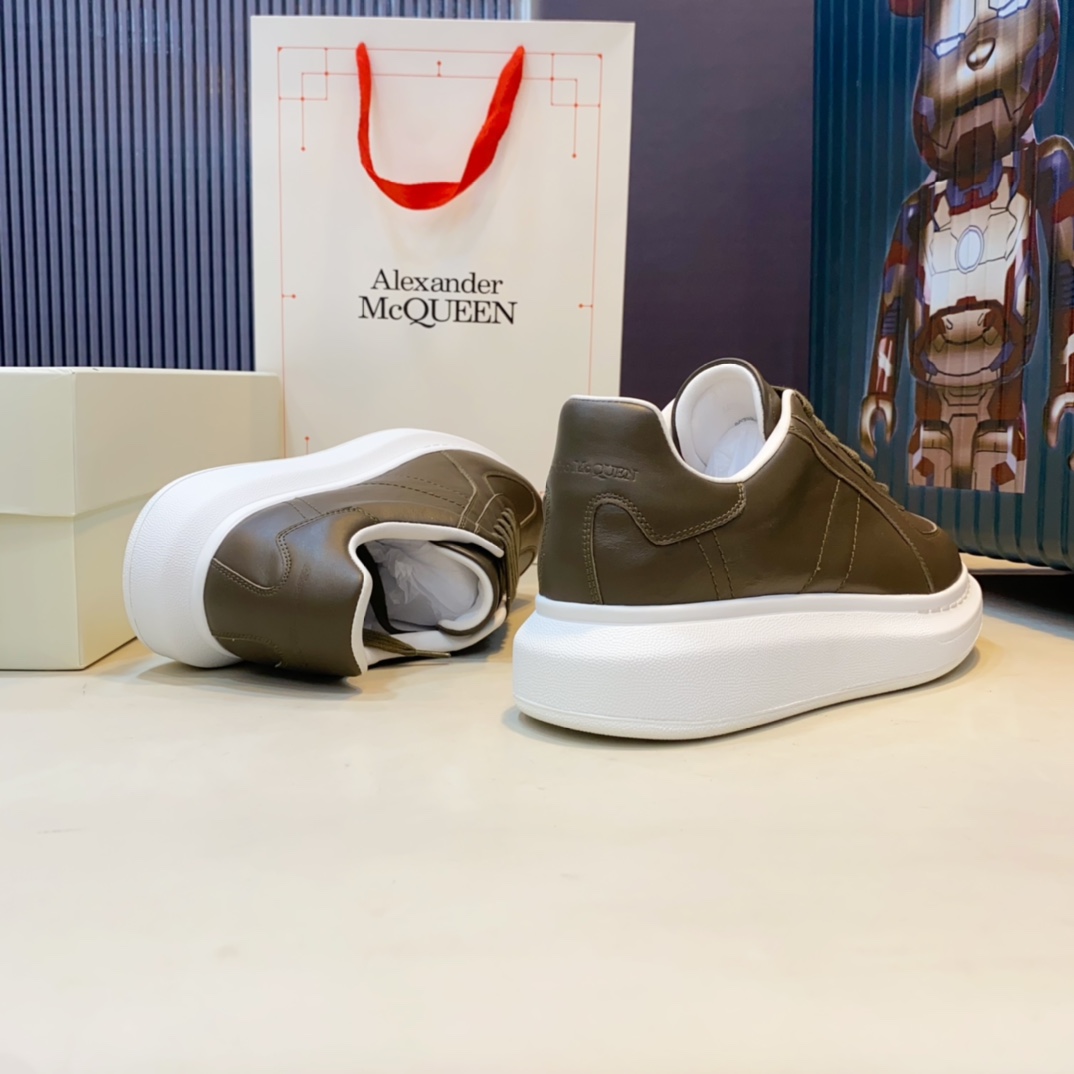 Alexander Mqueen Oversized Sneakers - DesignerGu