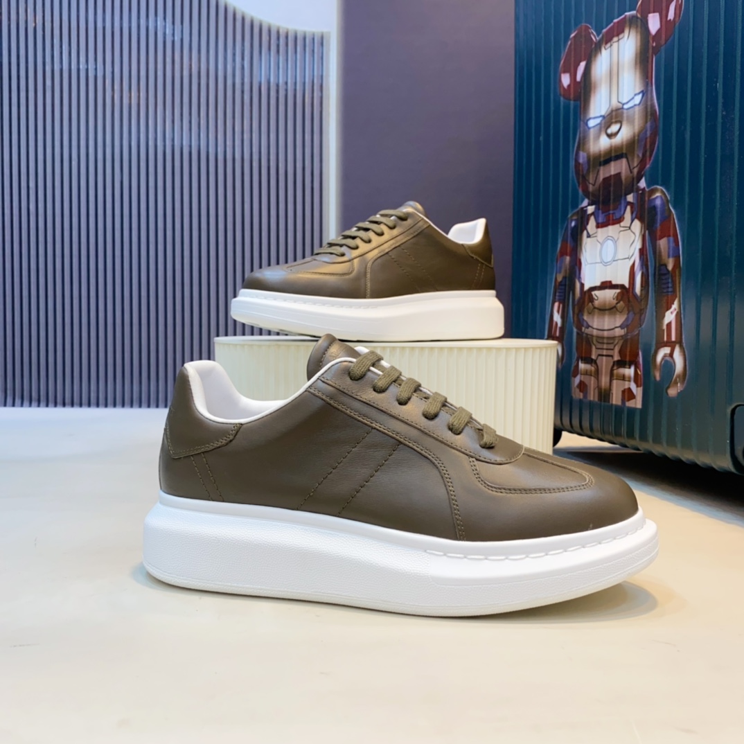 Alexander Mqueen Oversized Sneakers - DesignerGu