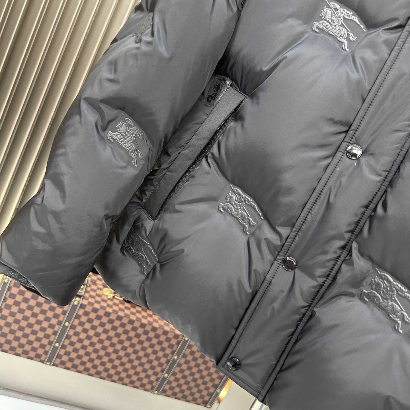 Burberry Black Down Jacket - DesignerGu