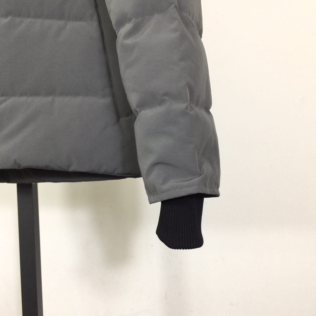 Canada Goose Down Jacket - DesignerGu