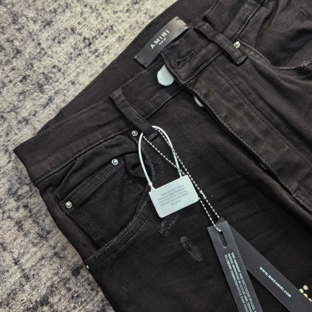 Amiri Slim Fit Jeans    682 - DesignerGu