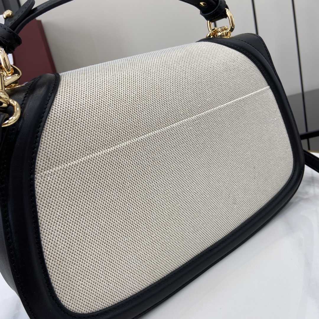 Gucci Blondie Medium Top Handle Bag - DesignerGu