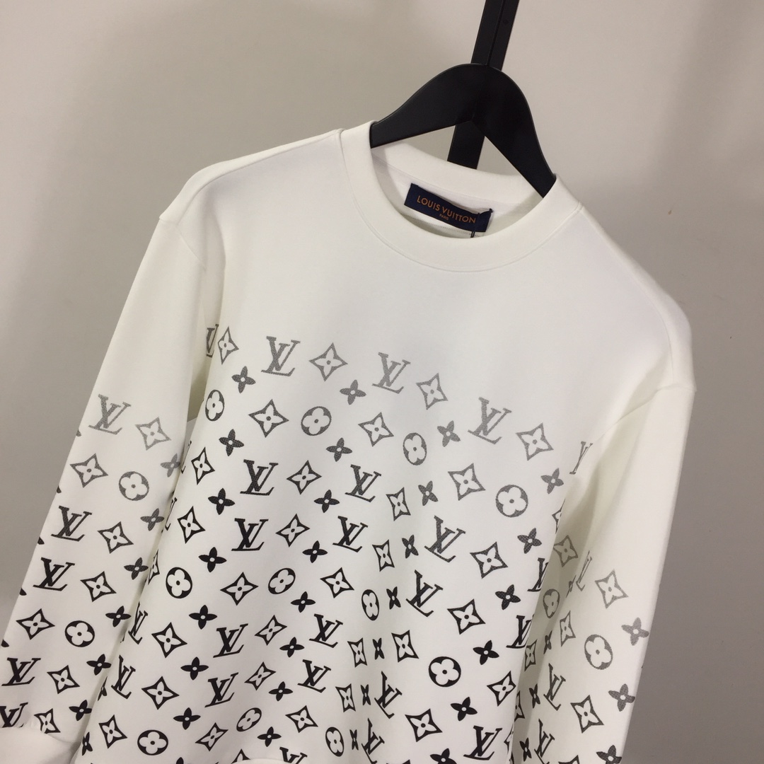 Louis Vuitton Monogram Sweatshirt - DesignerGu