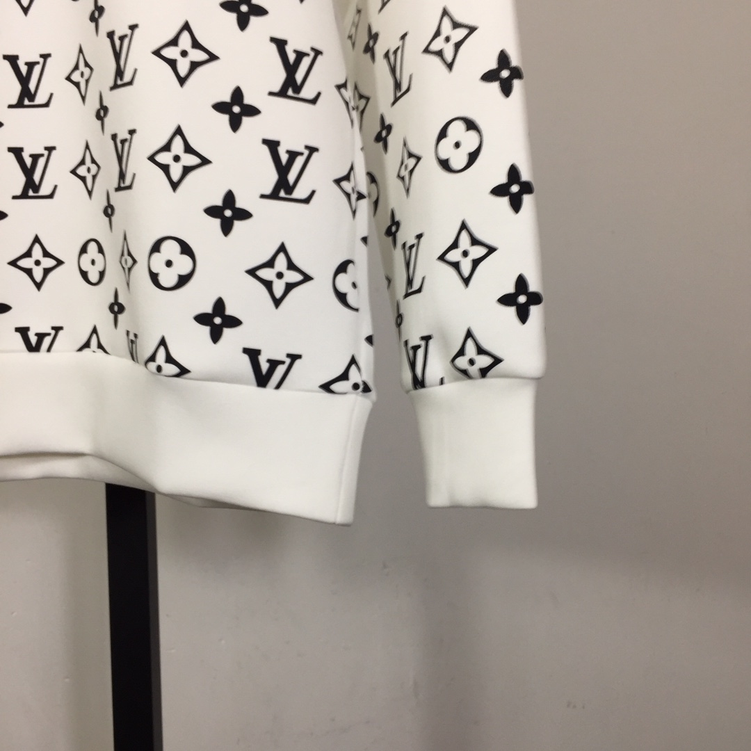 Louis Vuitton Monogram Sweatshirt - DesignerGu