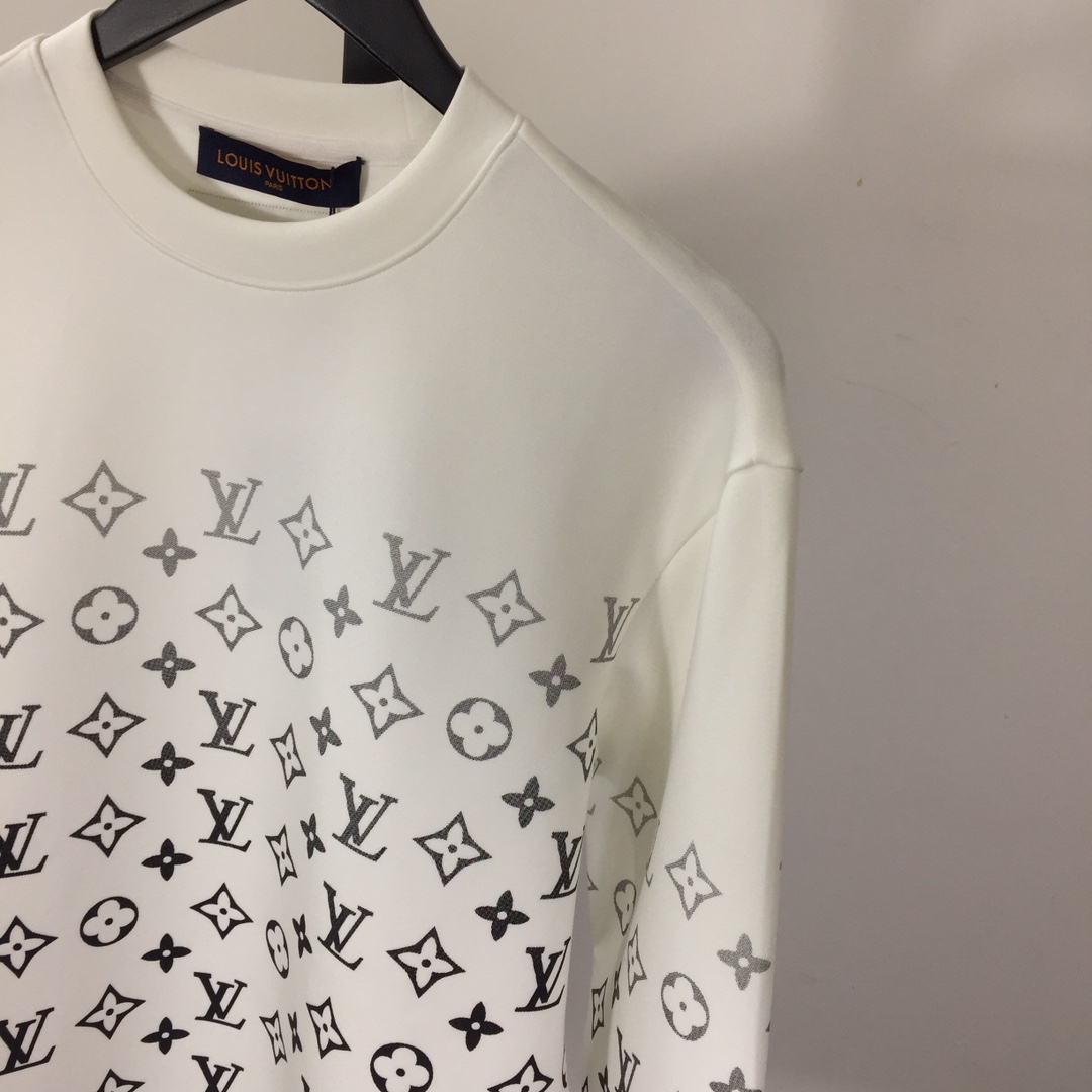 Louis Vuitton Monogram Sweatshirt - DesignerGu