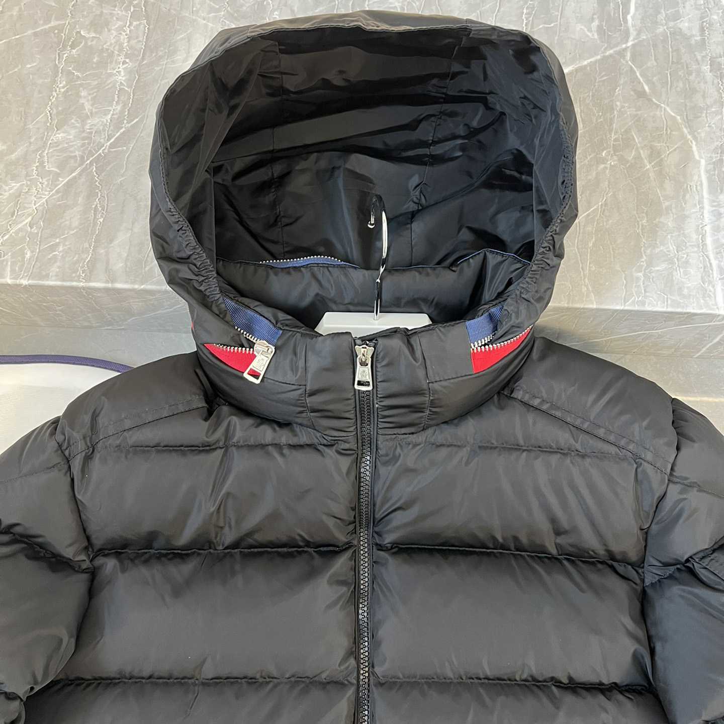 Moncler Bourne Short Down Jacket - DesignerGu