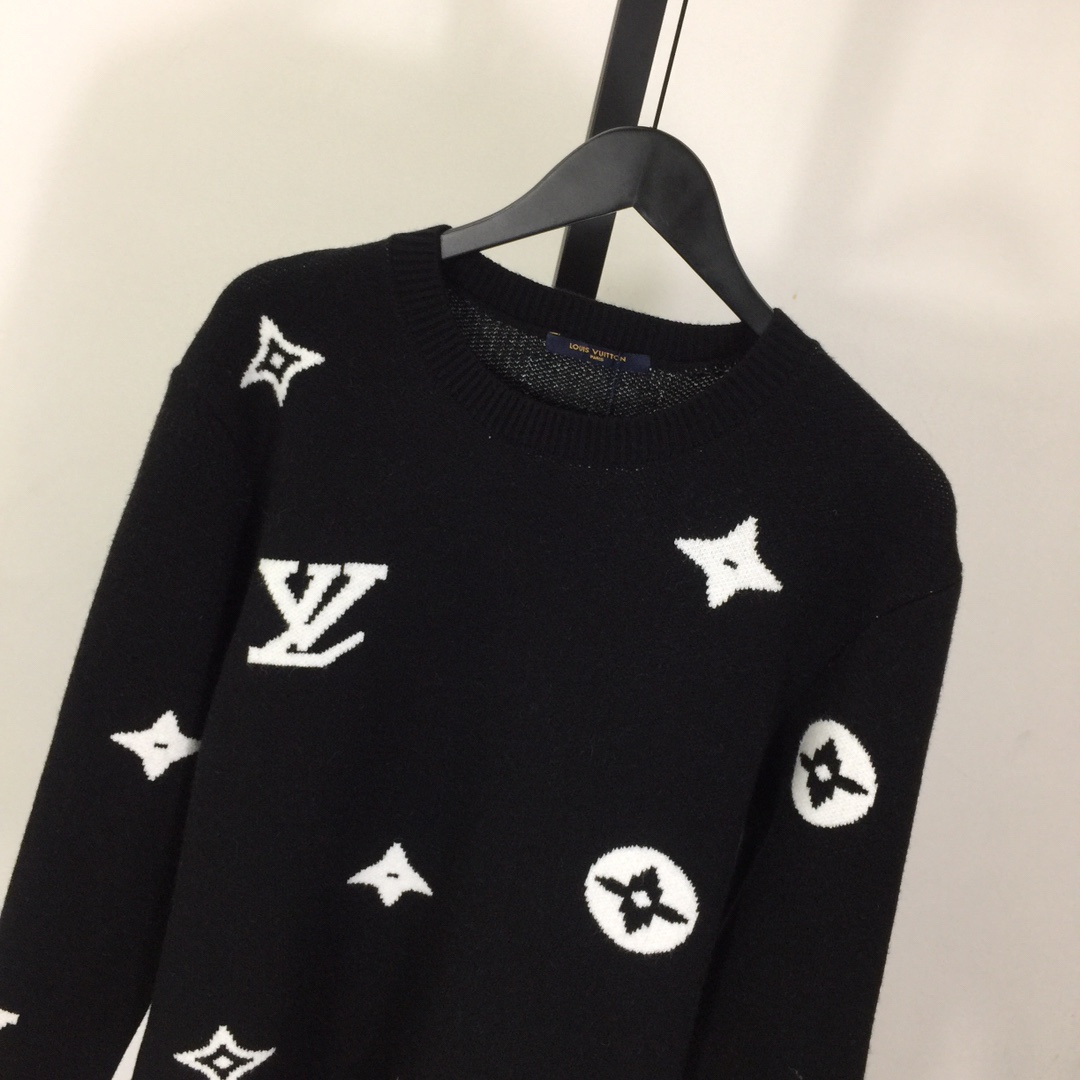 Louis Vuitton Monogram Sweater - DesignerGu