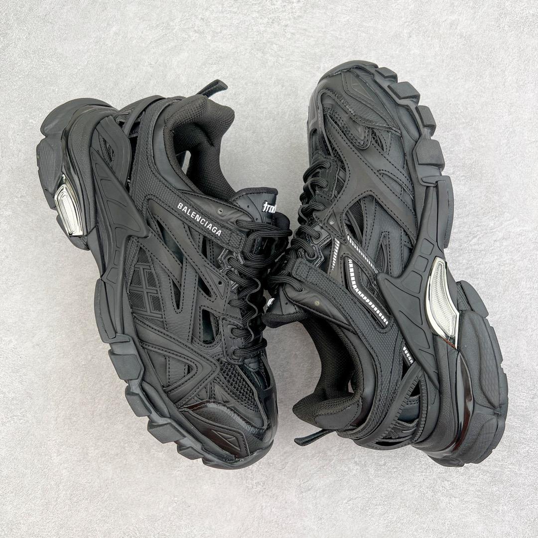 Balenciaga Track 2.0 Sneakers - DesignerGu