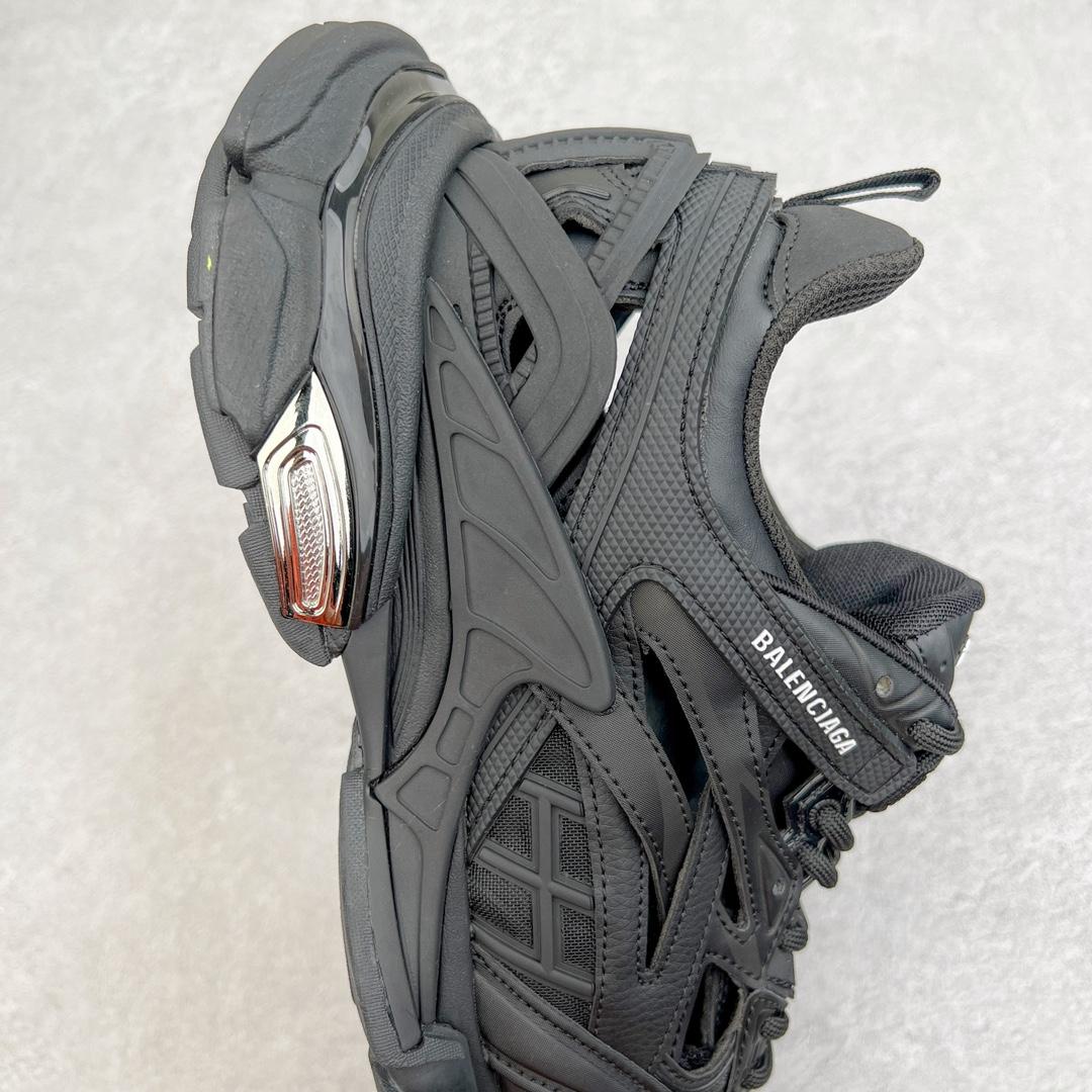 Balenciaga Track 2.0 Sneakers - DesignerGu