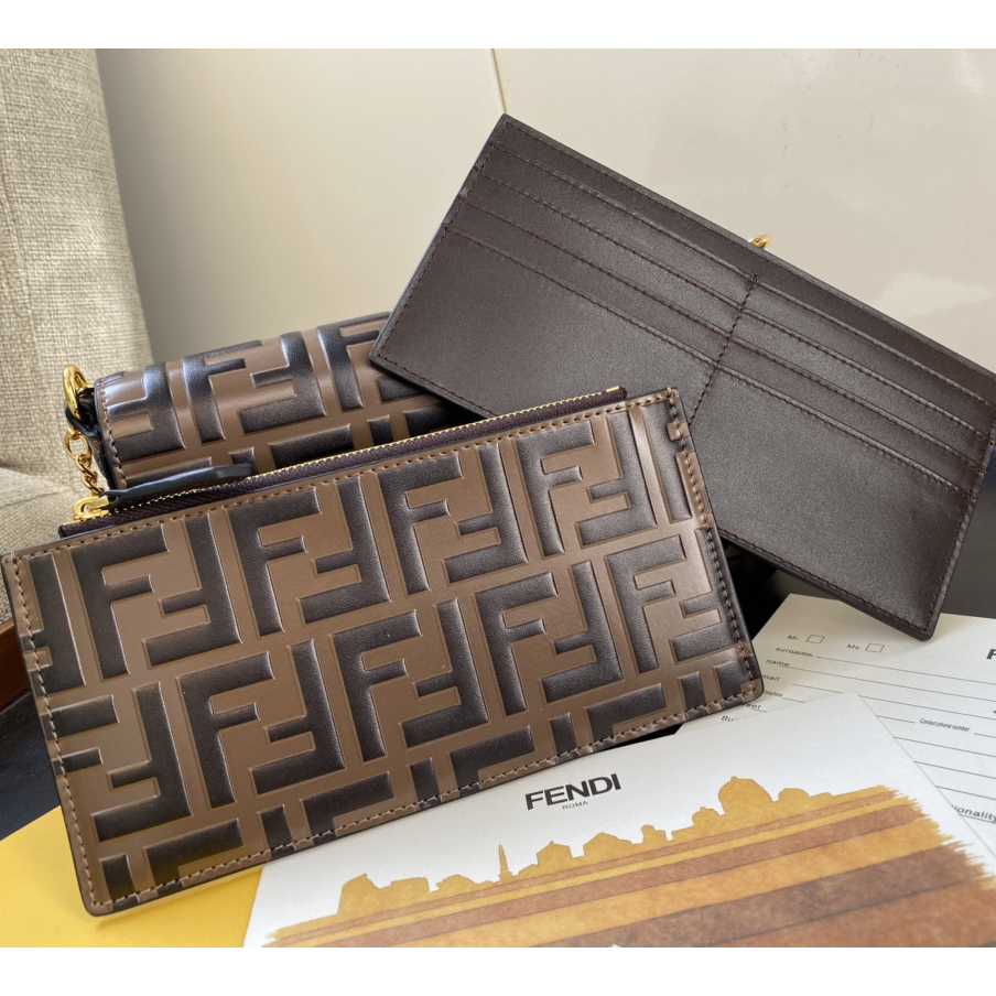 Fendi Envelope Clutch on Chain Zucca Embossed Leather （ 21-12-3.5cm ） - DesignerGu