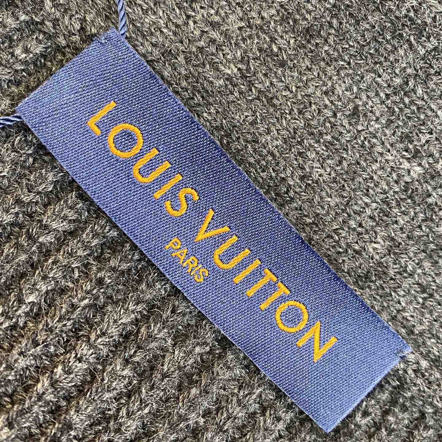 Louis Vuitton Cashmere Blend Shawl Collar Cardigan   1AFWBP - DesignerGu