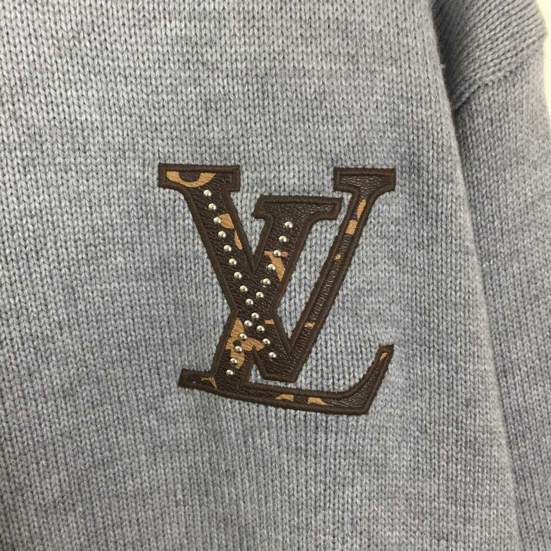 Louis Vuitton Logo Sweater - DesignerGu