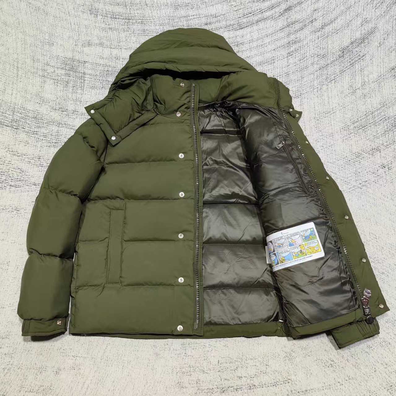 Moncler Vezere Short Down Jacket - DesignerGu