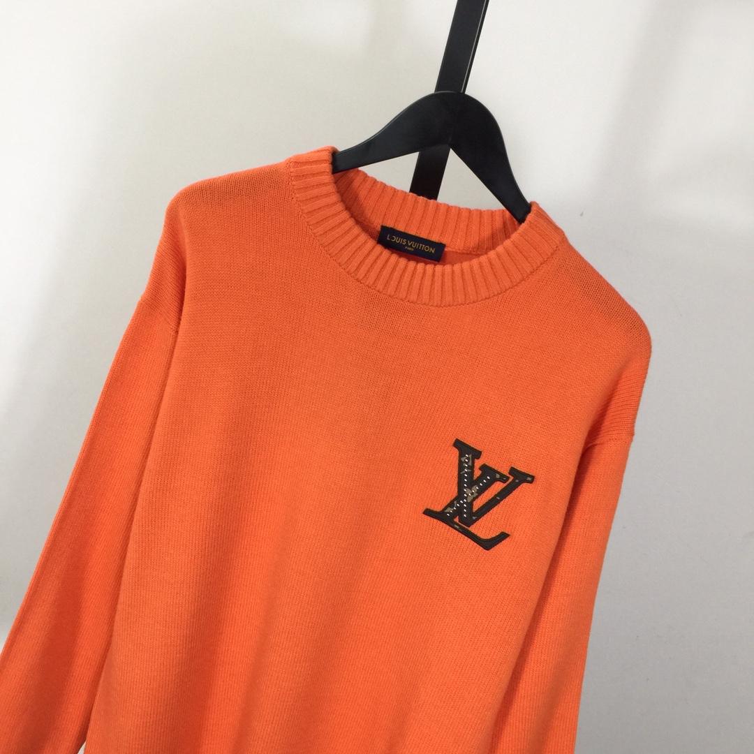 Louis Vuitton Logo Sweater - DesignerGu