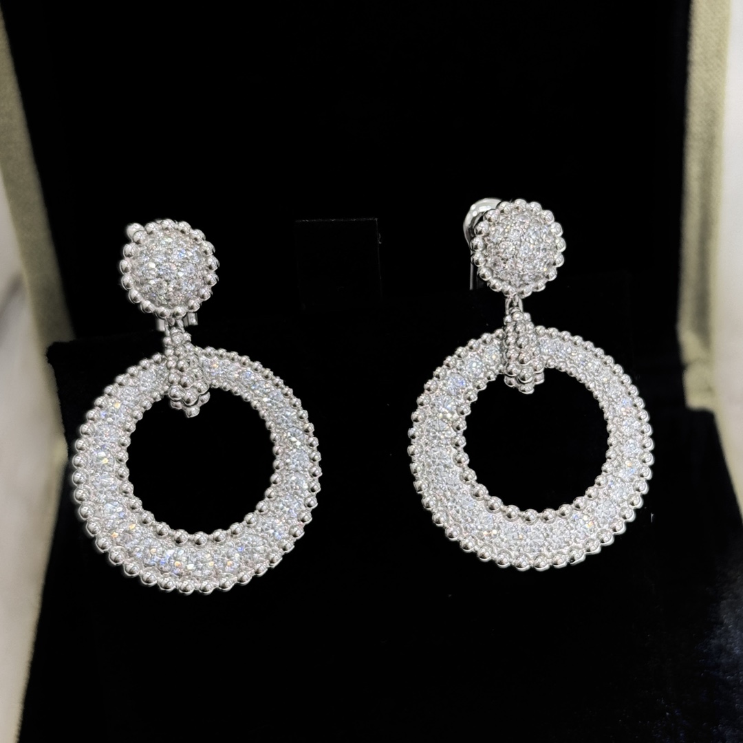 Van Cleef & Arpels Earrings - DesignerGu