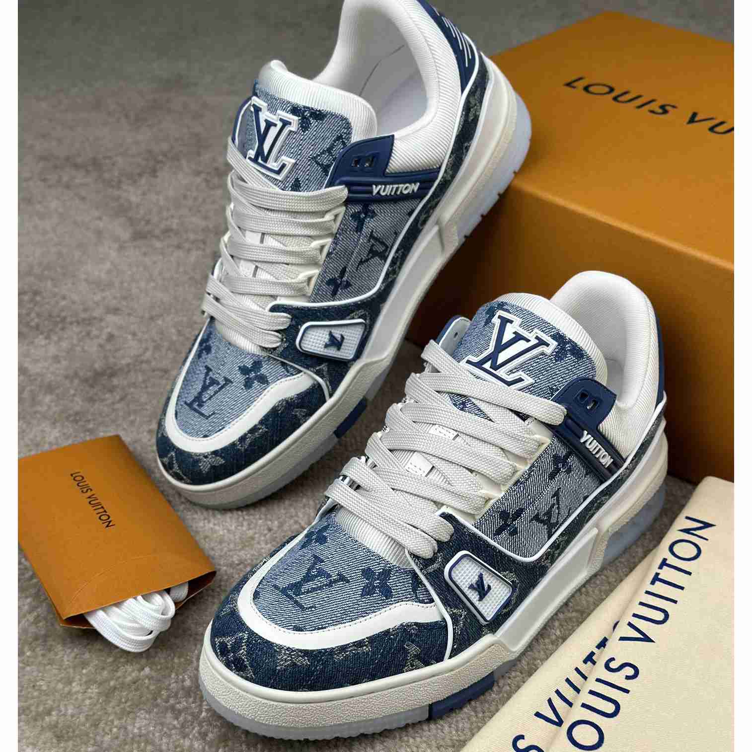 Louis Vuitton LV Trainer Sneaker  1ADHIG - DesignerGu