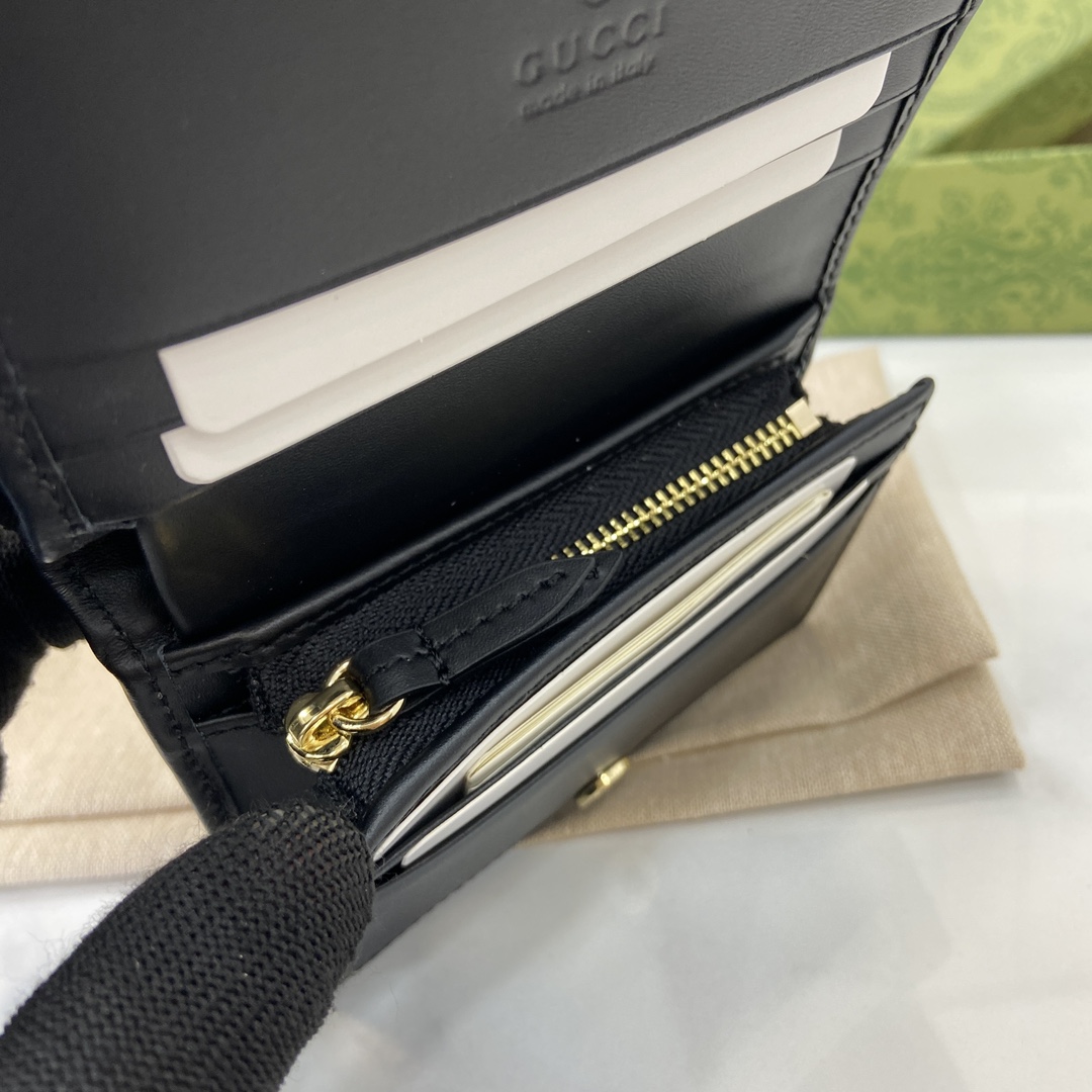 Gucci GG Emblem Mini Wallet - DesignerGu