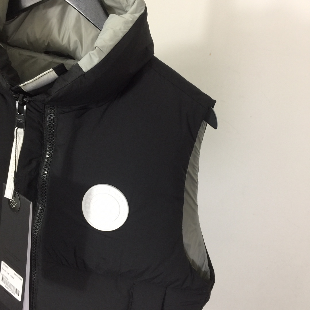 Canada Goose Down Vest - DesignerGu