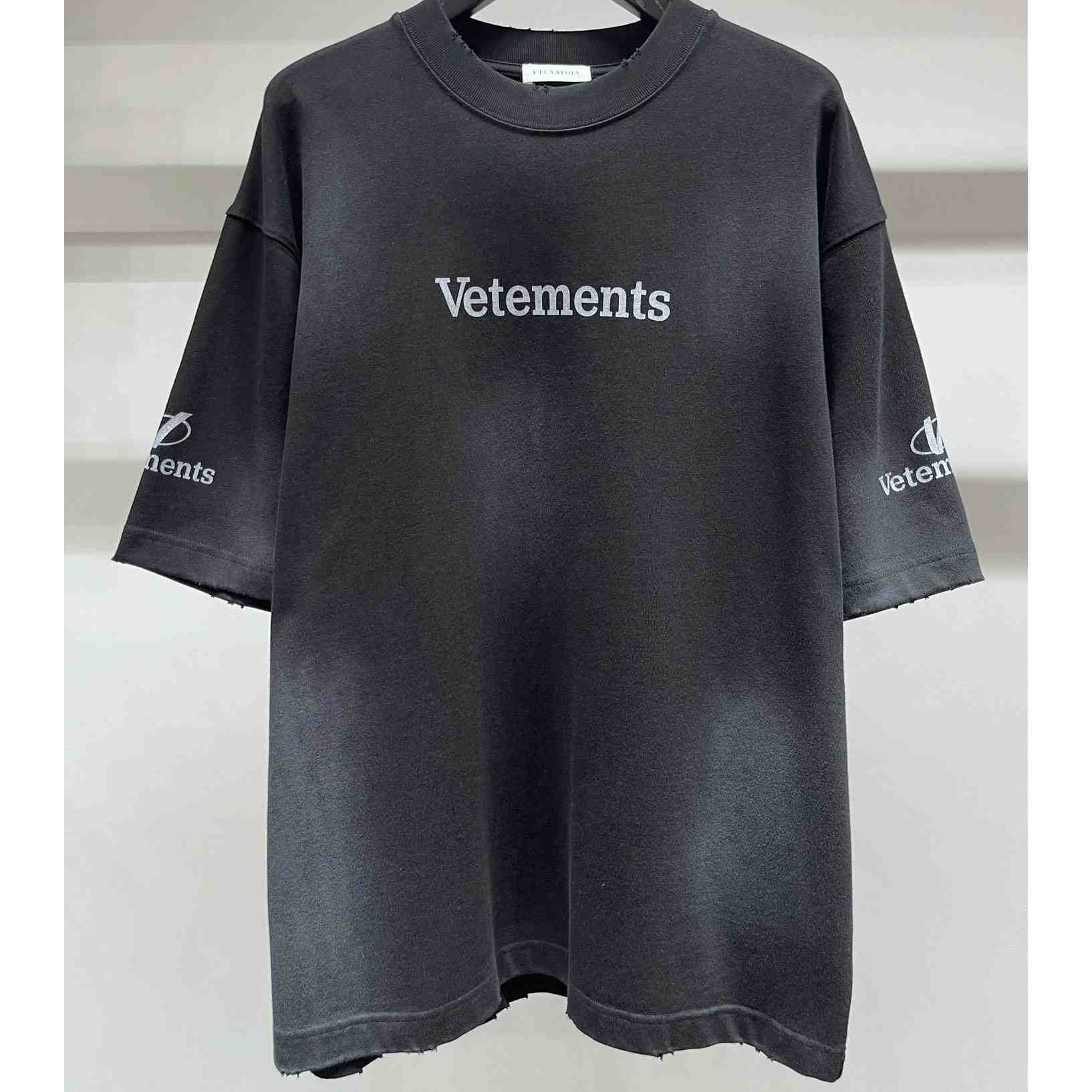 Vetements Cotton T-Shirt - DesignerGu