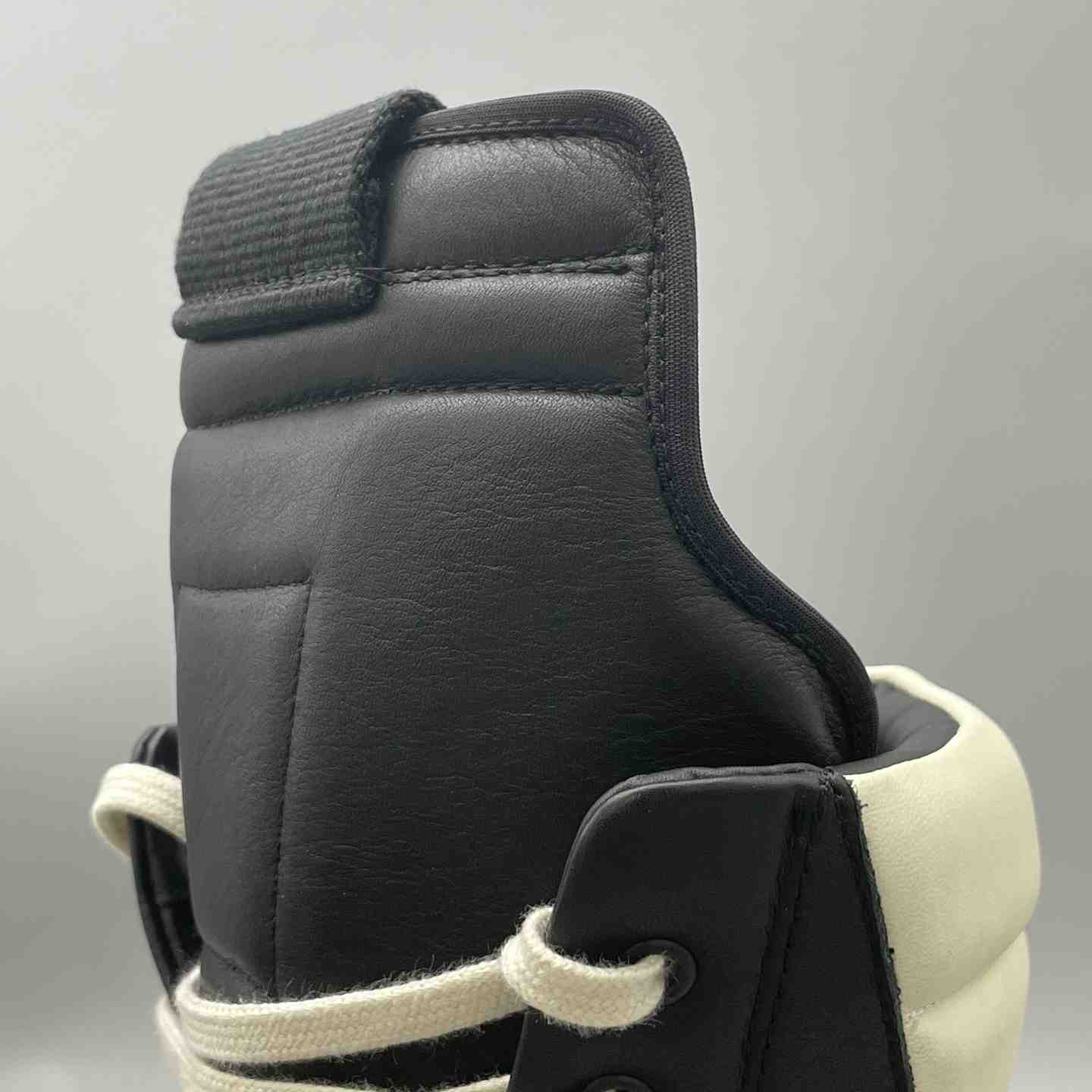 Rick Owens High-Top Sneakers - DesignerGu